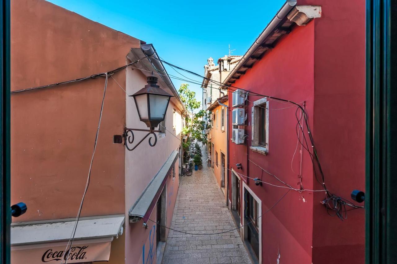 Apartment Otto With Sea View And Parking Rovinj